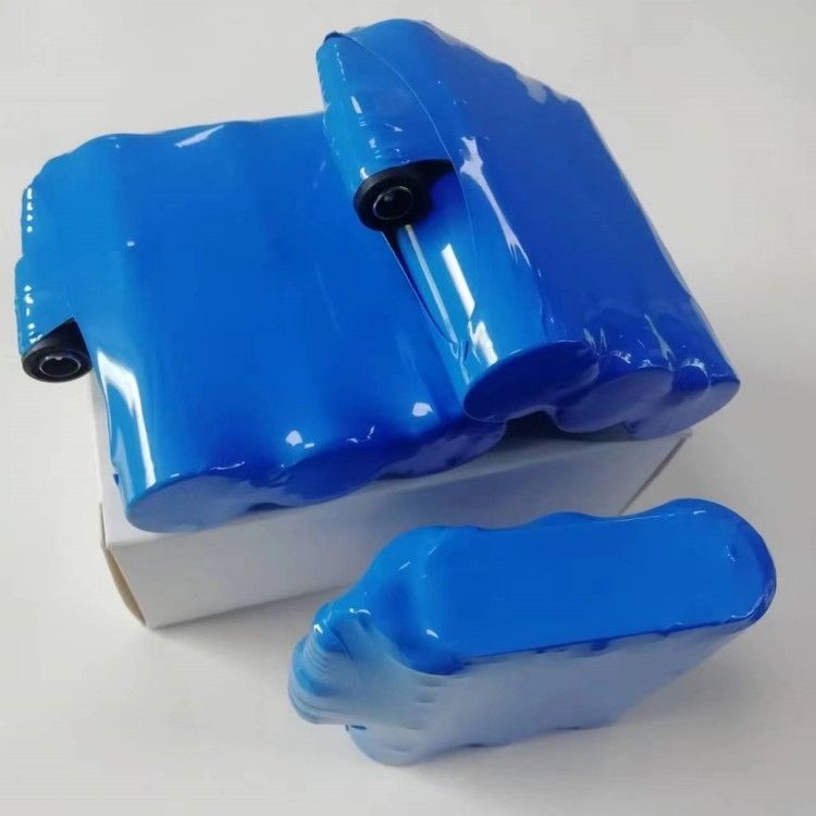 11.1v 5000mah 3s1p ব্যাটারি প্যাক 21700 সেল সঙ্গে Dc5.5 X 2.1mm মহিলা প্লাগ